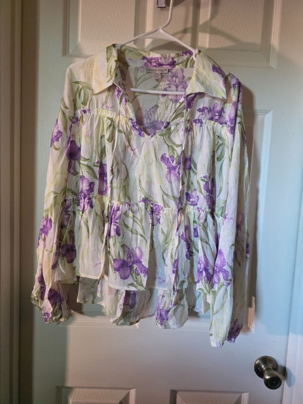 Carolyn Taylor Purple Floral Tiered Blouse — L